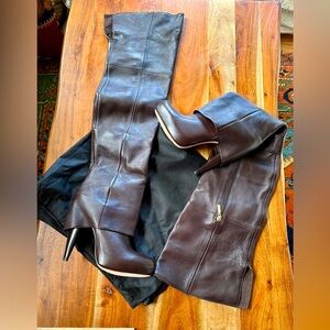 NWT over the knee Fitzgerald platform boots by Report Signature